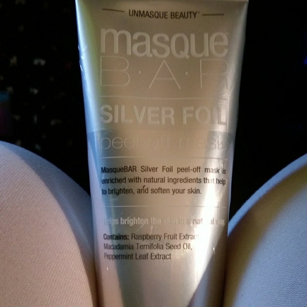 MasqueBAR silver Foil peel off mask.